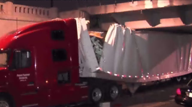 Tractor-trailer gets stuck inside the downtown tunnel Monday - The