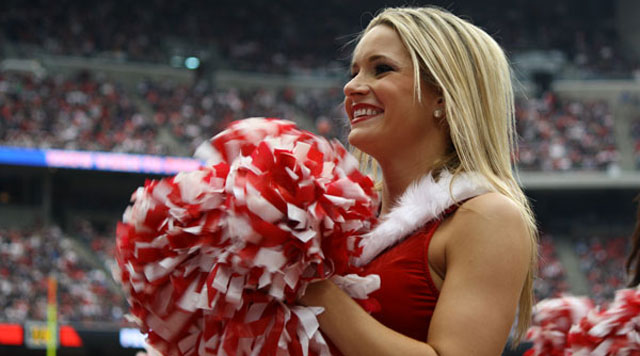 SLIDESHOW: Texans Cheerleaders in the holiday spirit