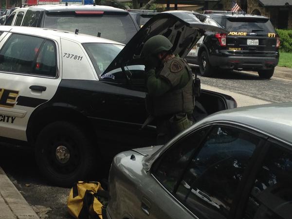 SWAT standoff ends with suspect in custody | kens5.com