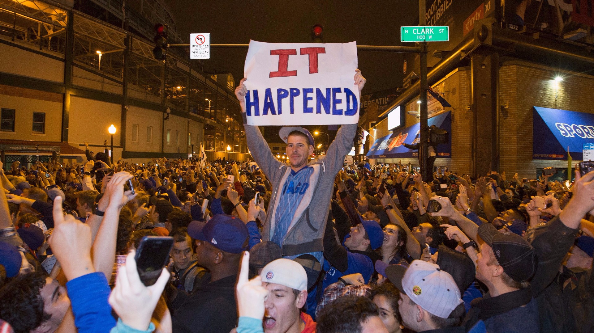 Steve Bartman 'overjoyed' by Cubs' championship, won't crash