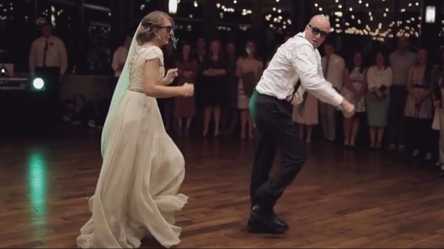 Bride and dad go viral with 'epic' wedding dance - KARE