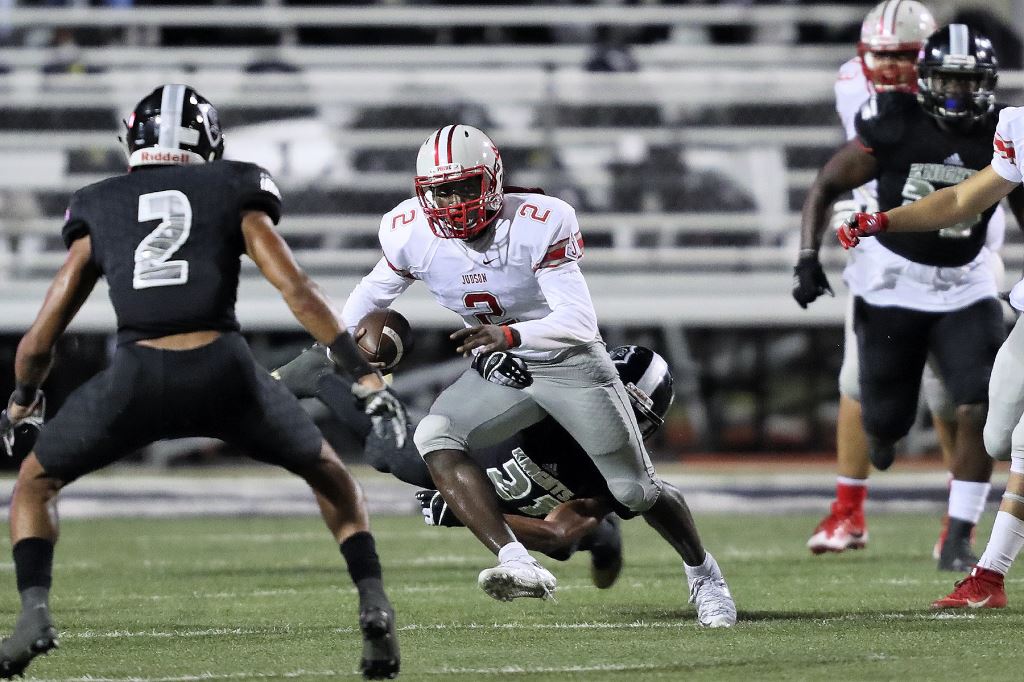 Johnson football rolls past Brandeis in District 28-6A play