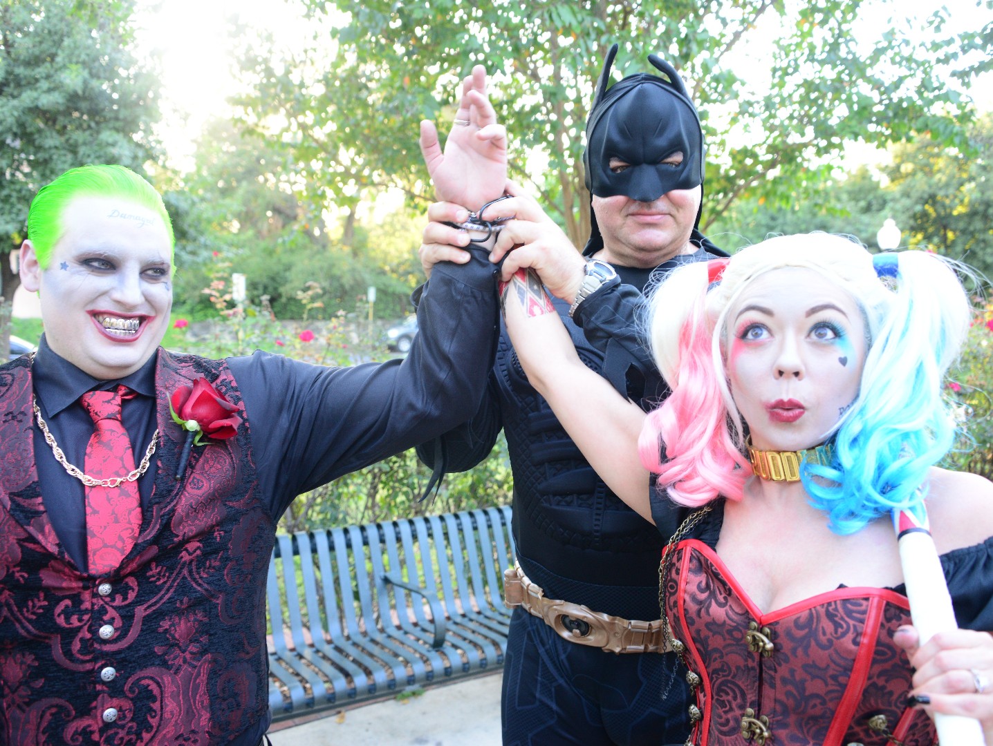 Unique Halloween themed wedding, Joker and Harley Quinn tie the knot |  