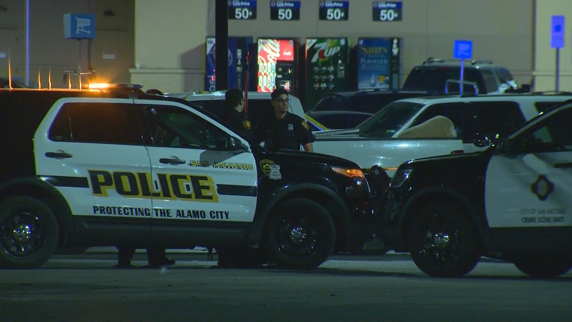 Fight in S.A. Walmart parking lot leads to fatal stabbing | khou.com