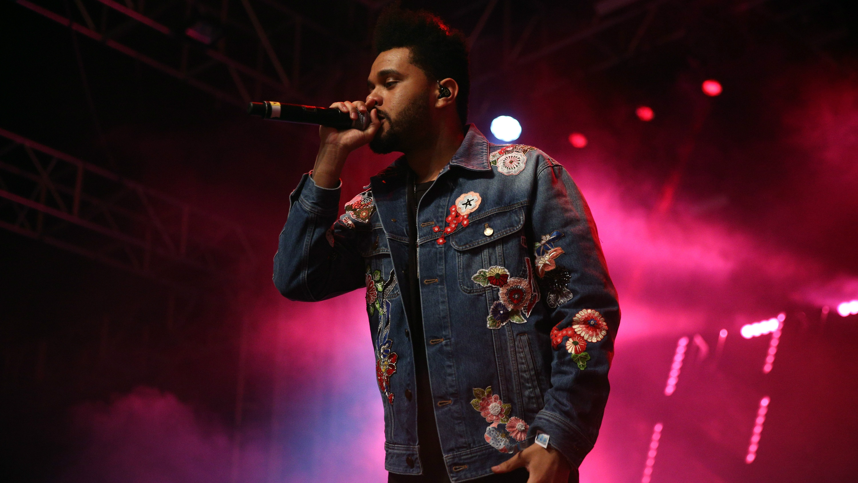 kens5.com | Fans ‘Earned It': The Weeknd bringing world tour to SA